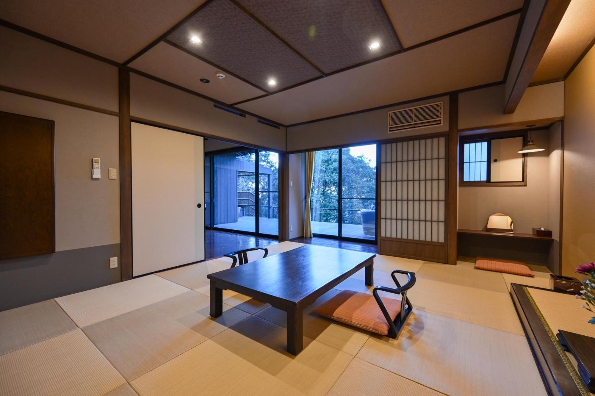 Hotel Kaze No Tani No Iori à Gamagori Chambre photo